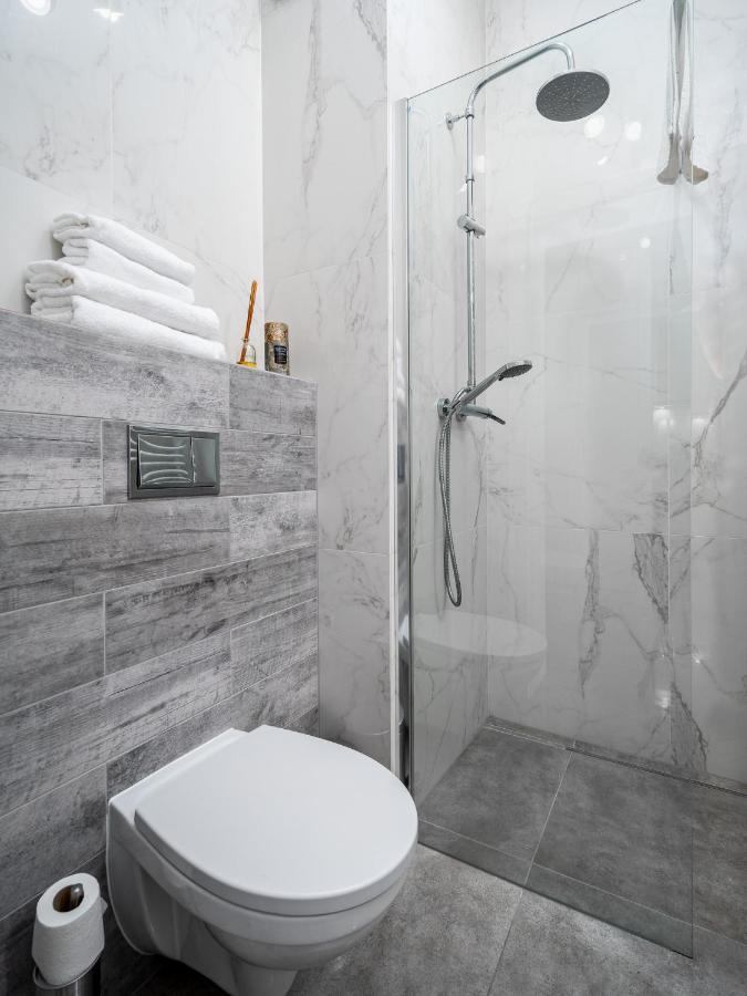 Apartament Prymasa Street Apartament Warszawa Zewnętrze zdjęcie